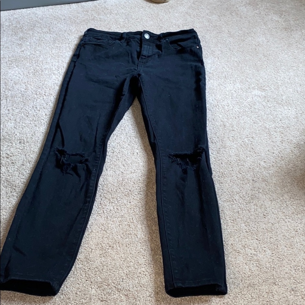black skinny ripped jeans